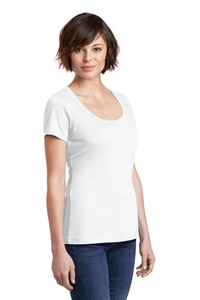 DM106L - District Women's Perfect Weight Scoop Tee