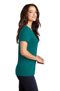 DM130L - District Women's Perfect Tri Tee
