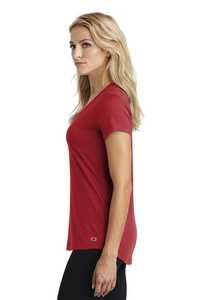 LOE337 - OGIO ENDURANCE Ladies Peak V-Neck Tee